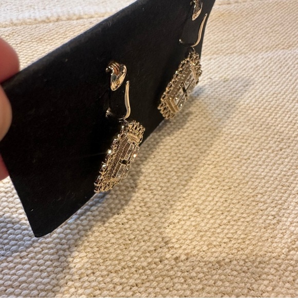 Vintage Sarah Coventry Rhinestone Clip Earrings Gold Rhinestone Party Dangle - Picture 6 of 12